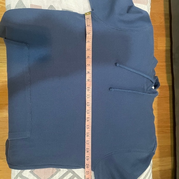 The North Face Waffle Hoodie - Picture 12 of 12